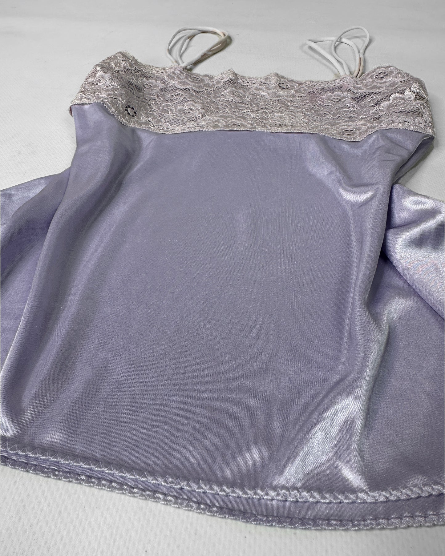 Vintage 2000s lavender lace cami top