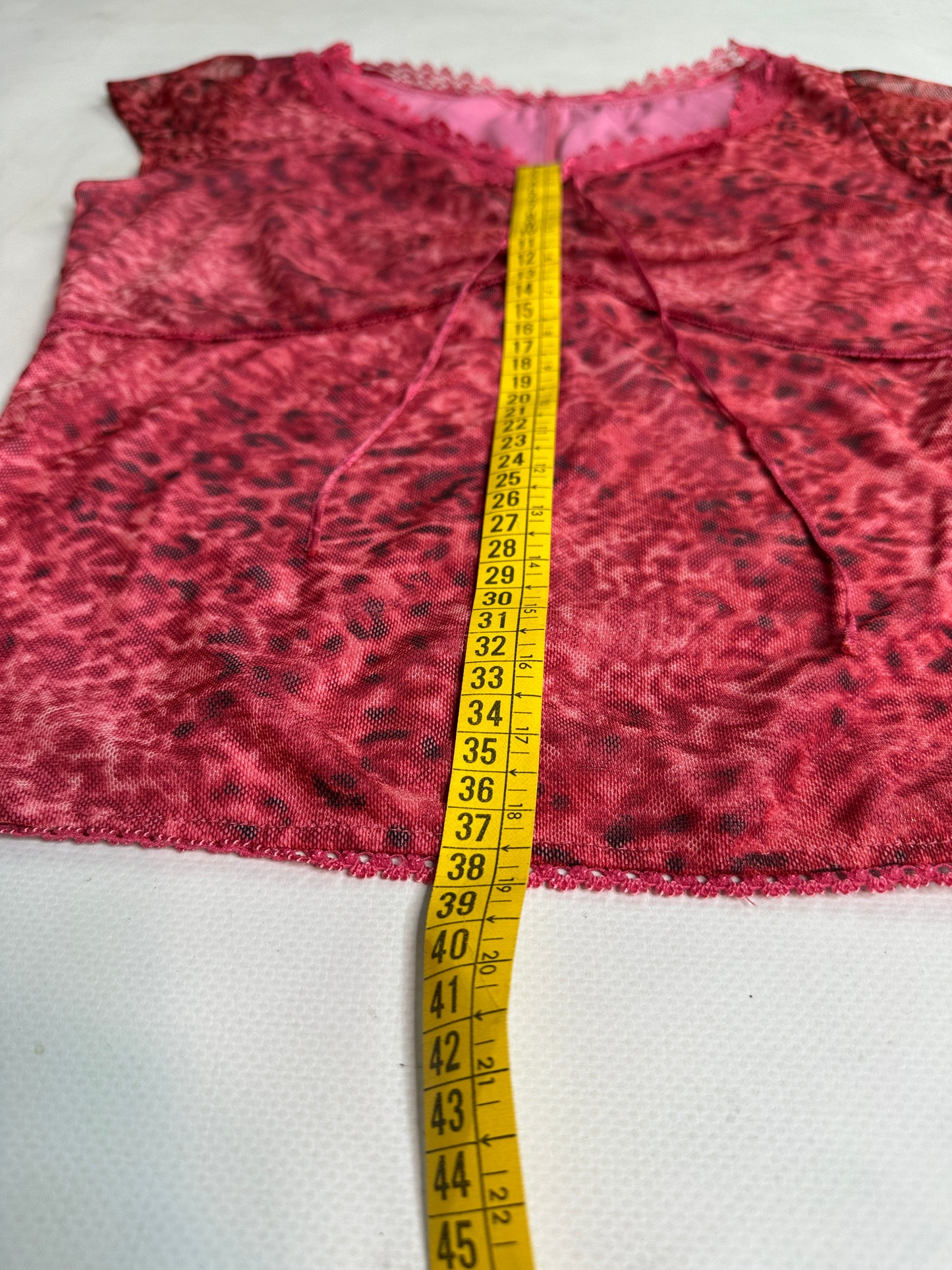 2000s pink animal print top