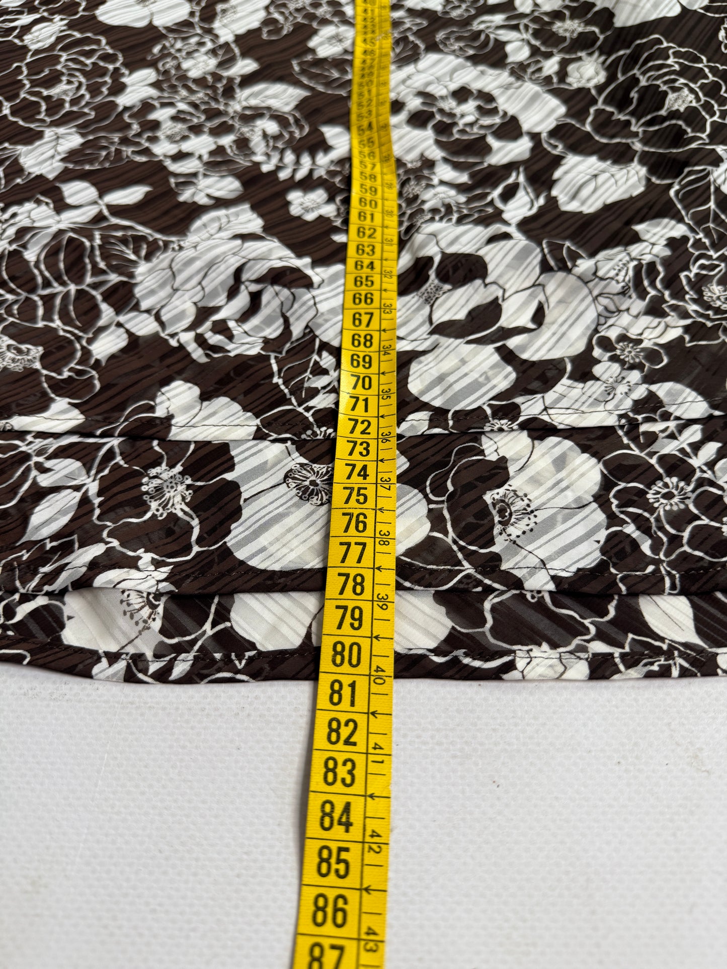 Vintage 2000s long skirt floral print