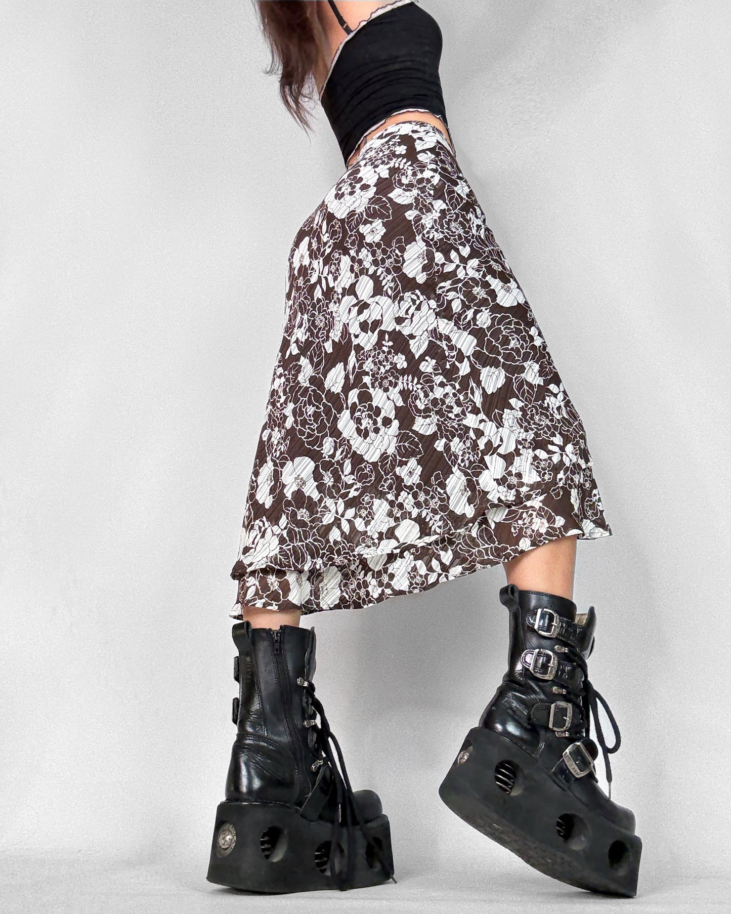 Vintage 2000s long skirt floral print