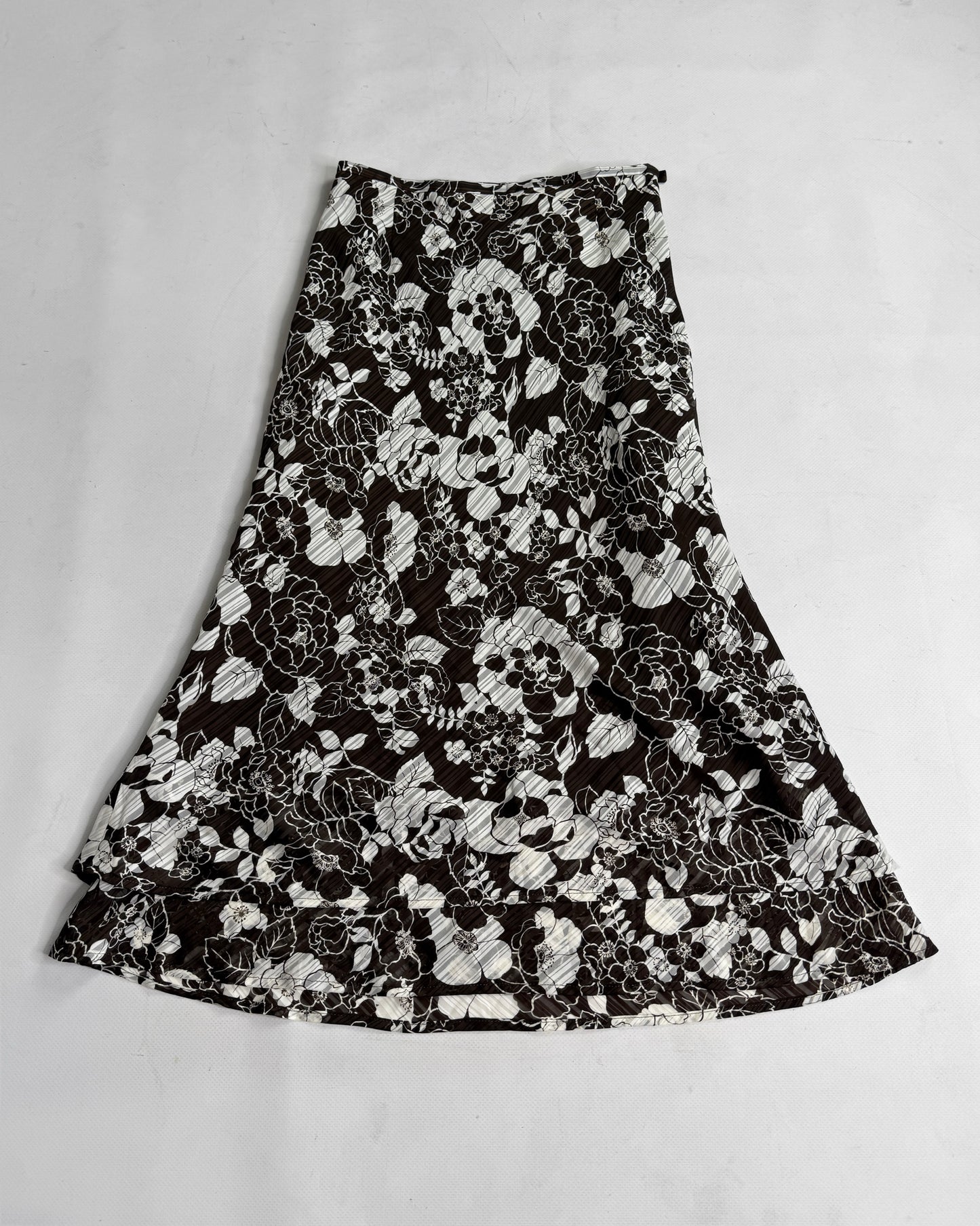 Vintage 2000s long skirt floral print