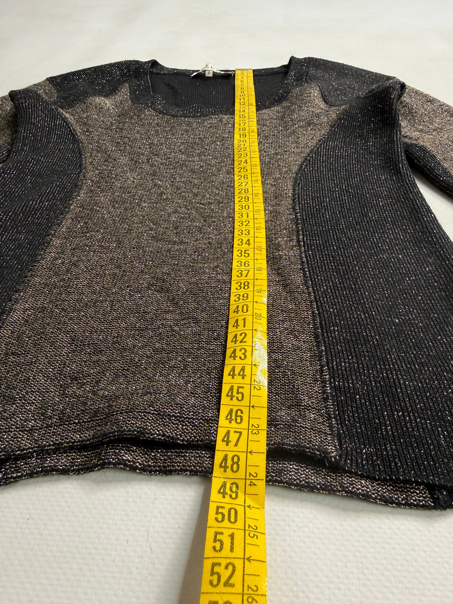 Vintage thin knit sweater