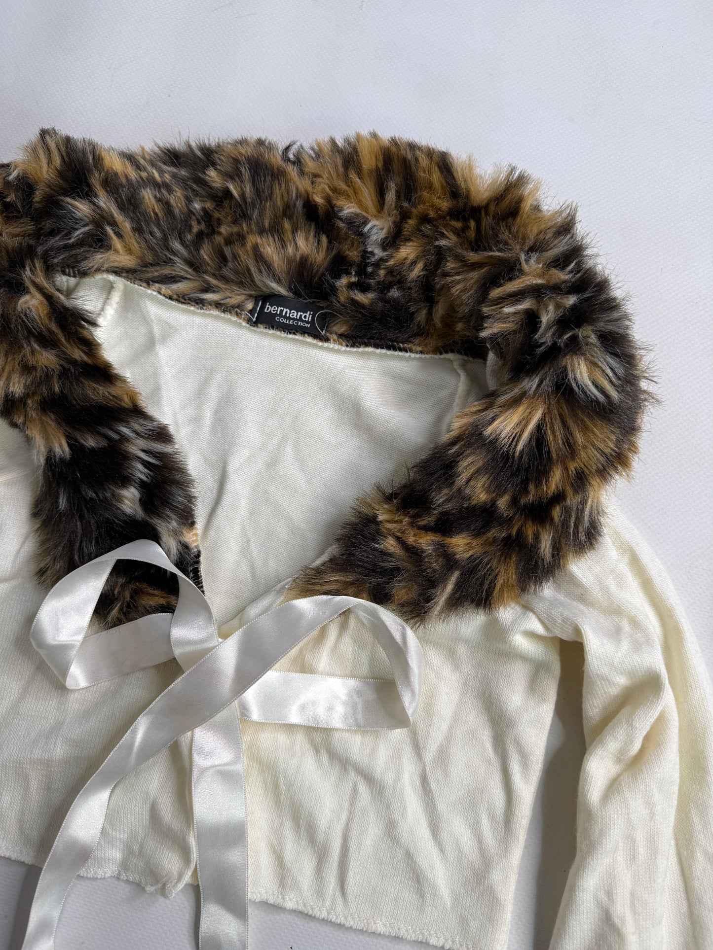 Vintage cardigan bolero style