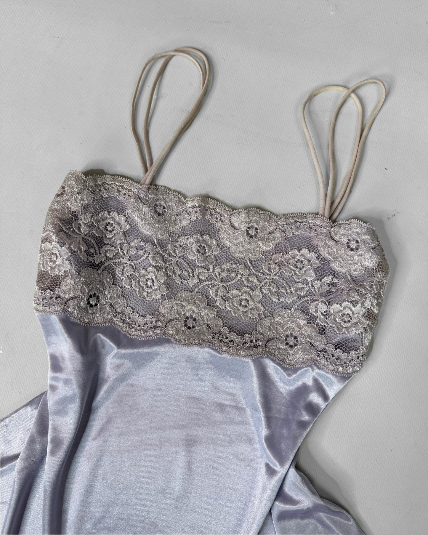 Vintage 2000s lavender lace cami top