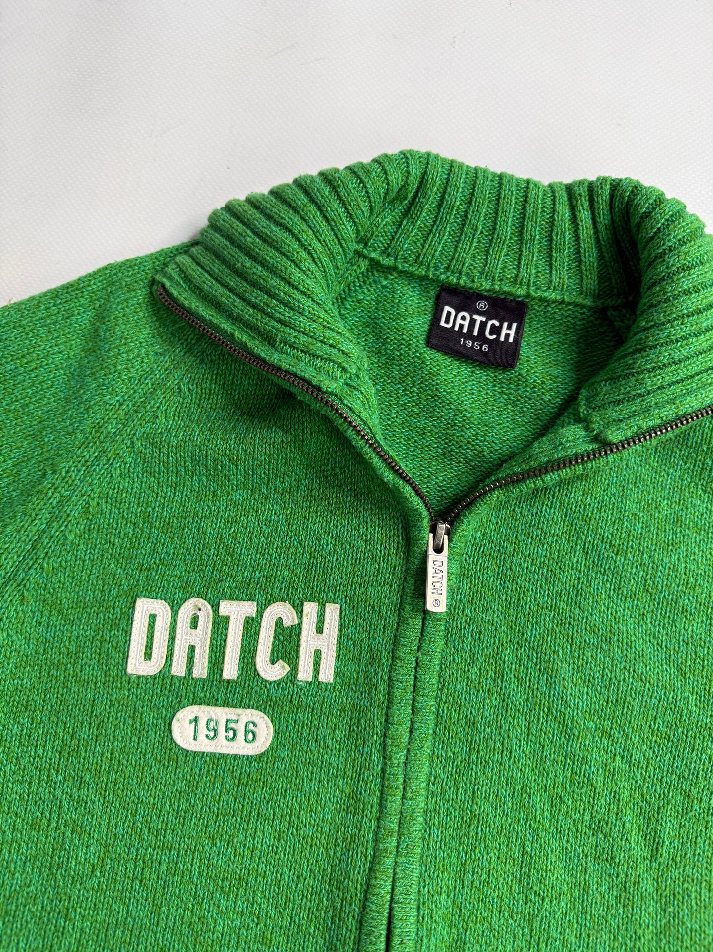 Vintage 00s zip up sweater
