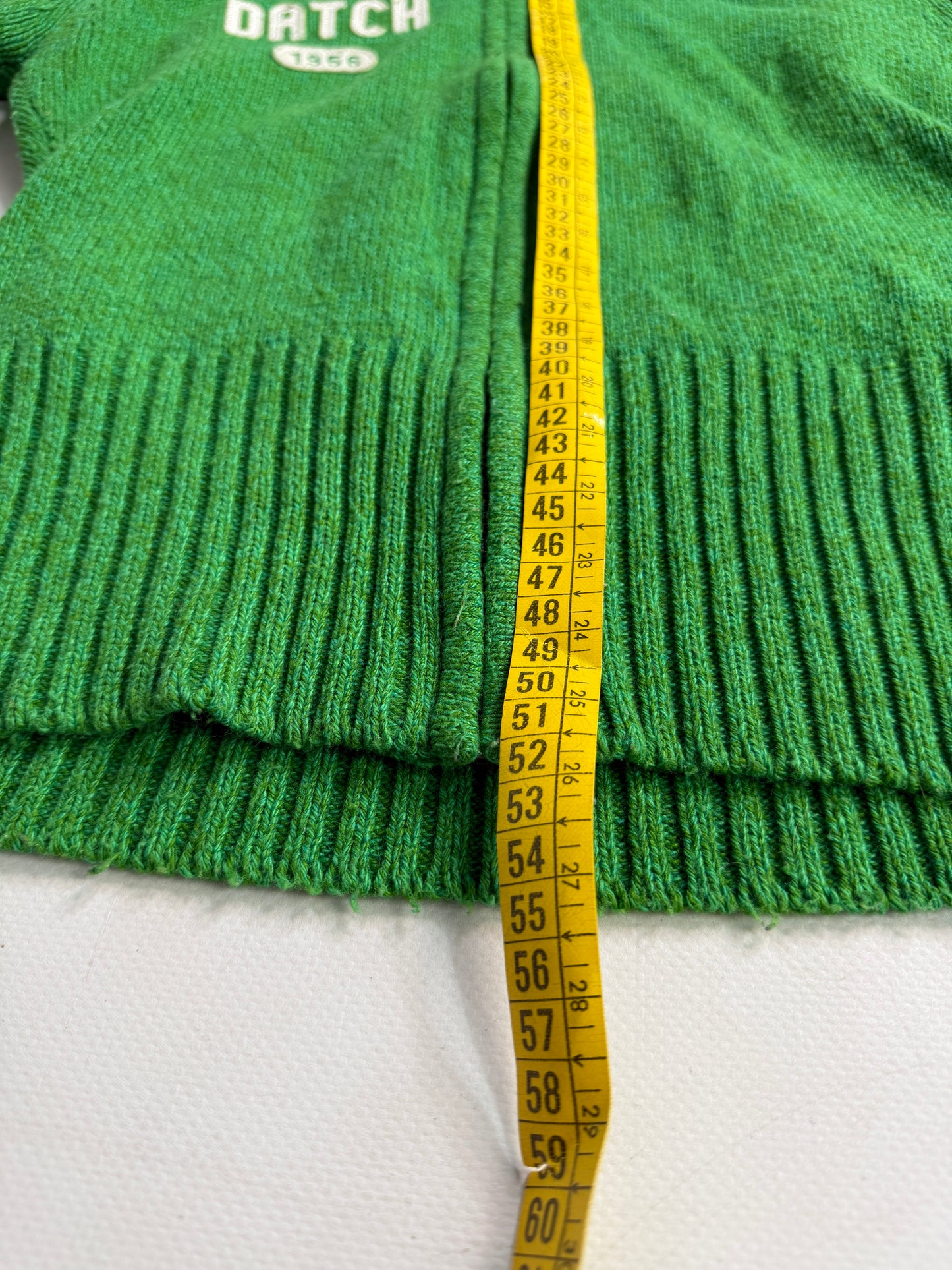 Vintage 00s zip up sweater