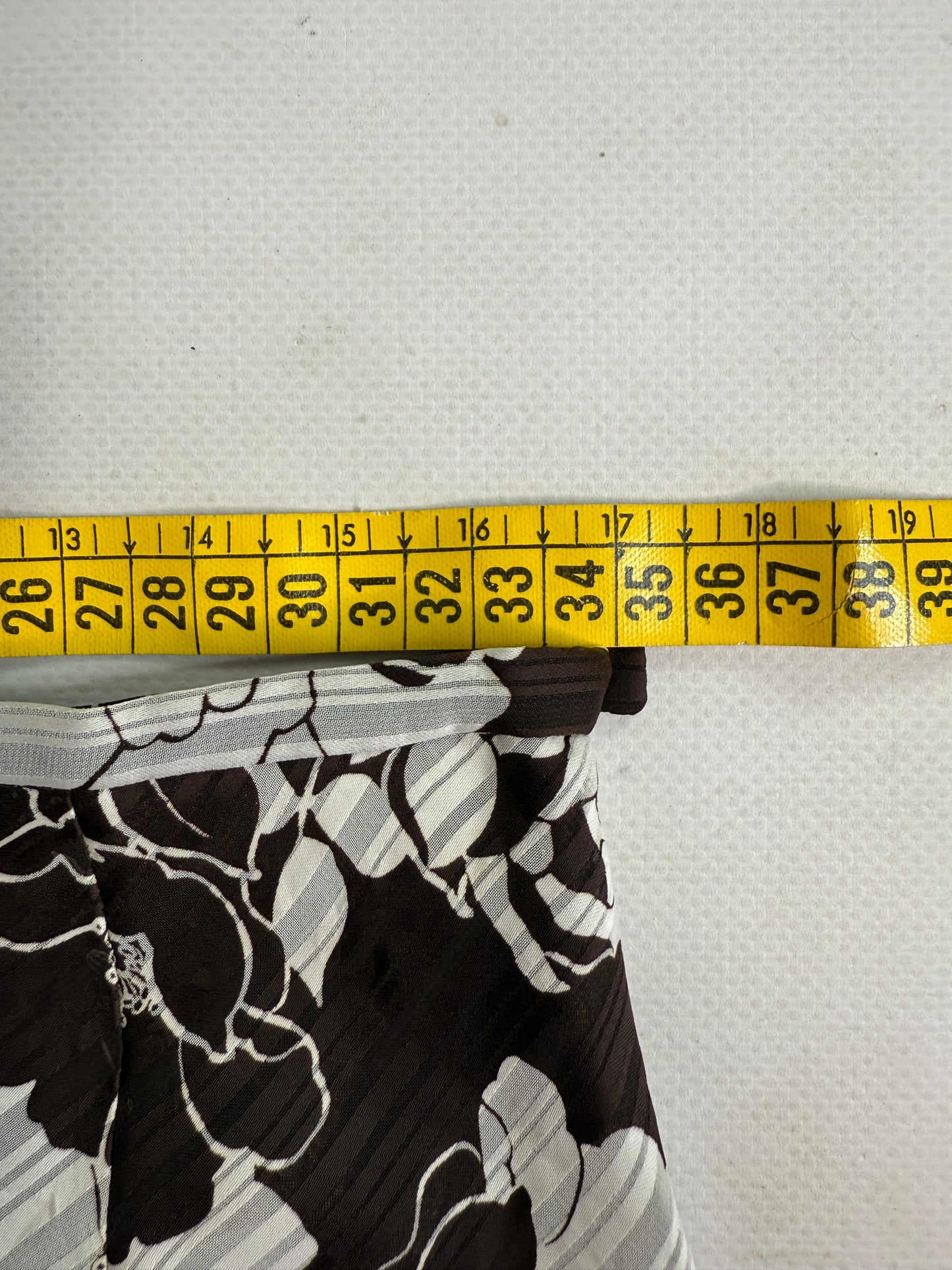 Vintage 2000s long skirt floral print