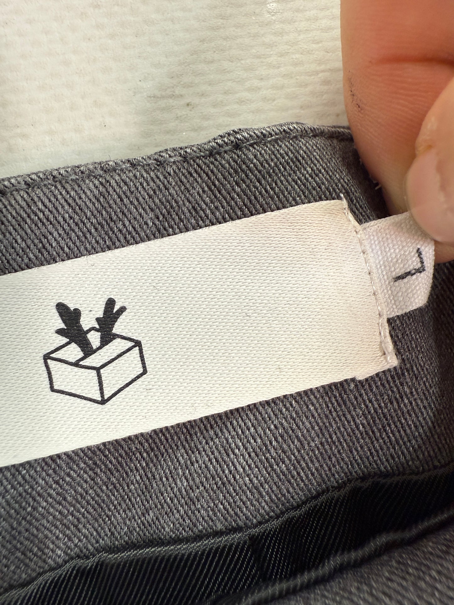 office siren black mini low rise skirt