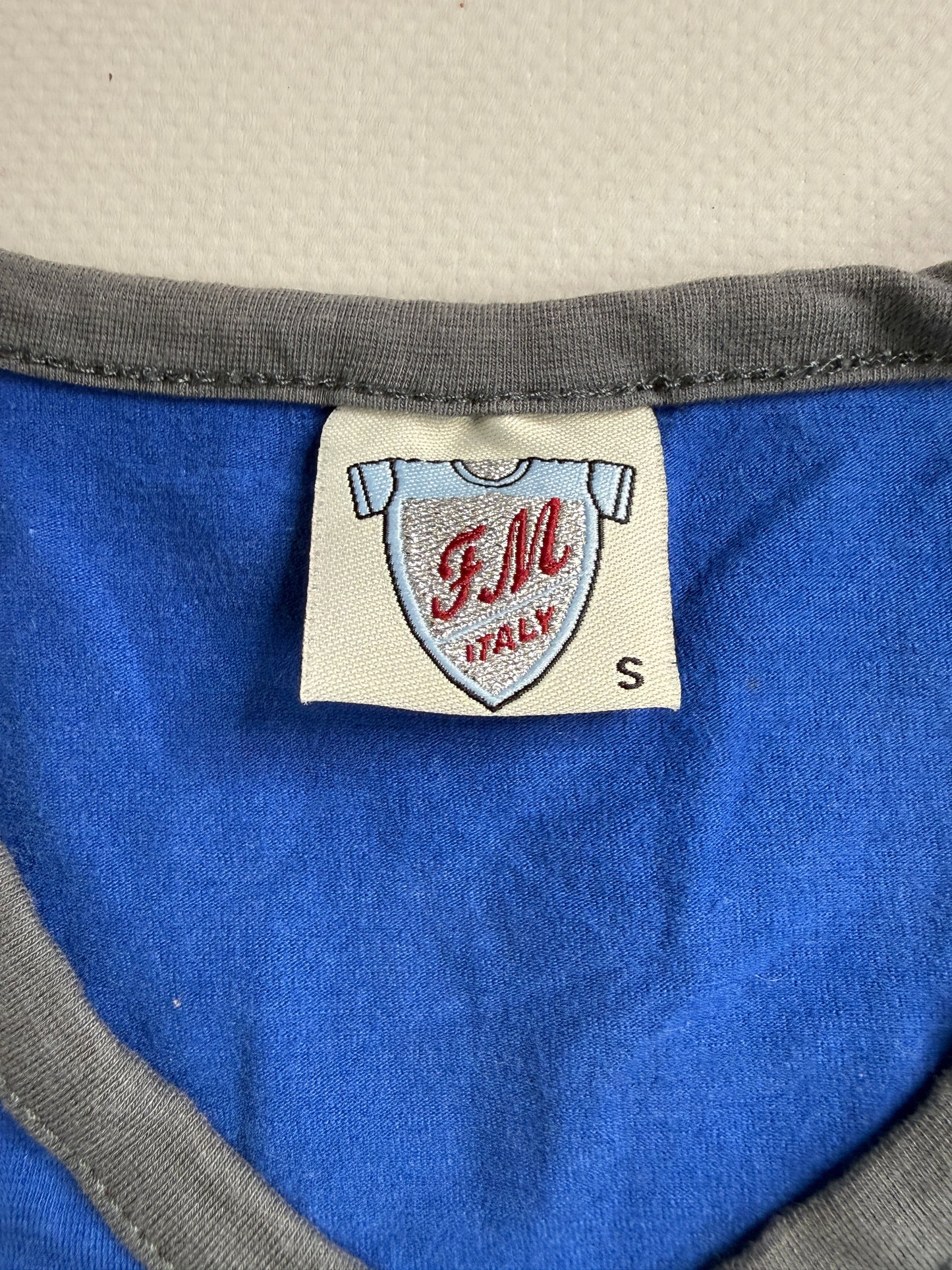 2000s italia sporty top