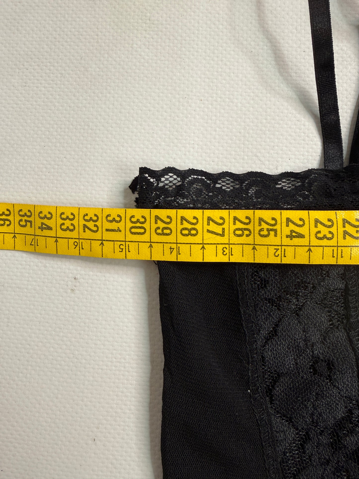 2000s black cami top