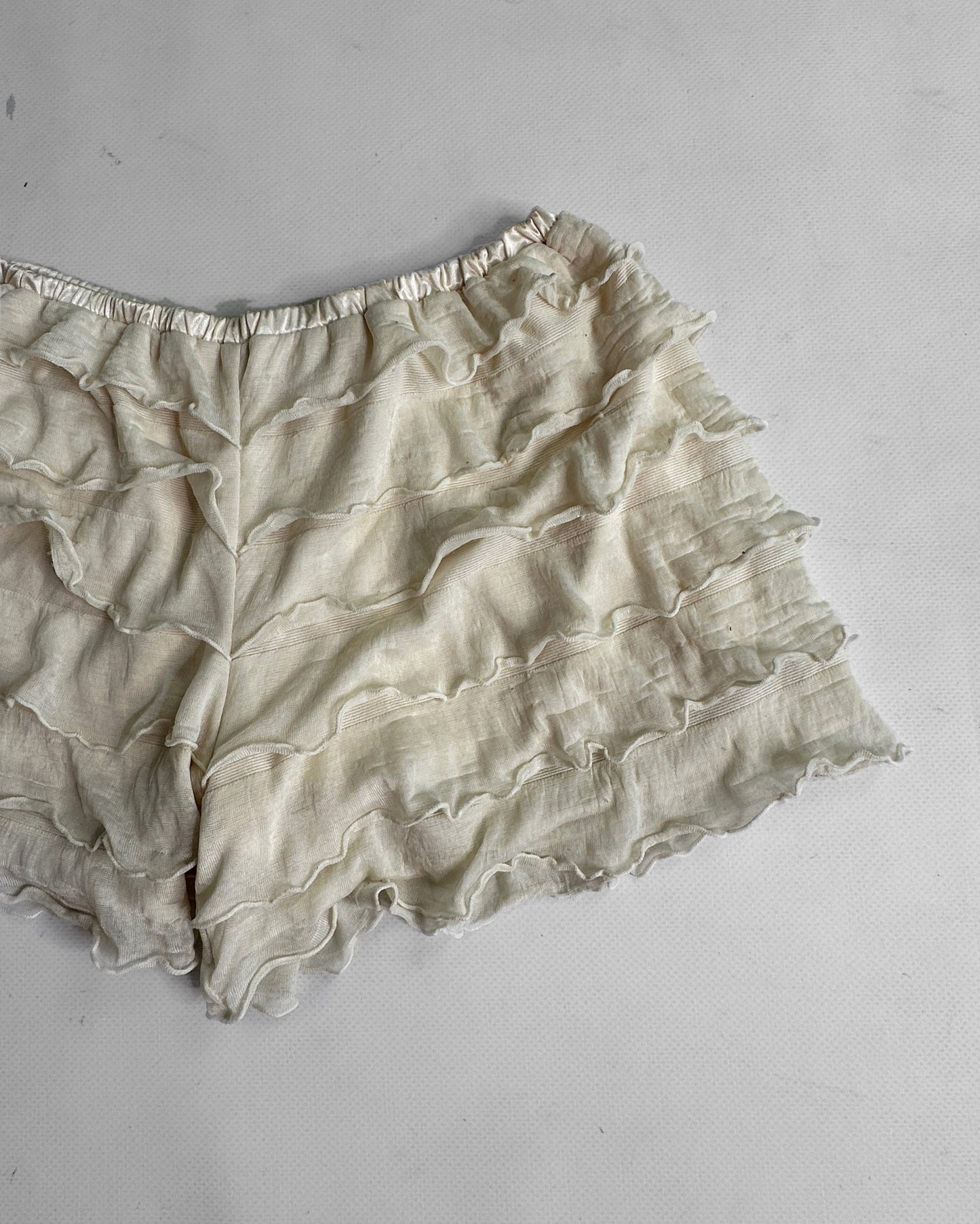 Vintage Y2K white bloomers coquette