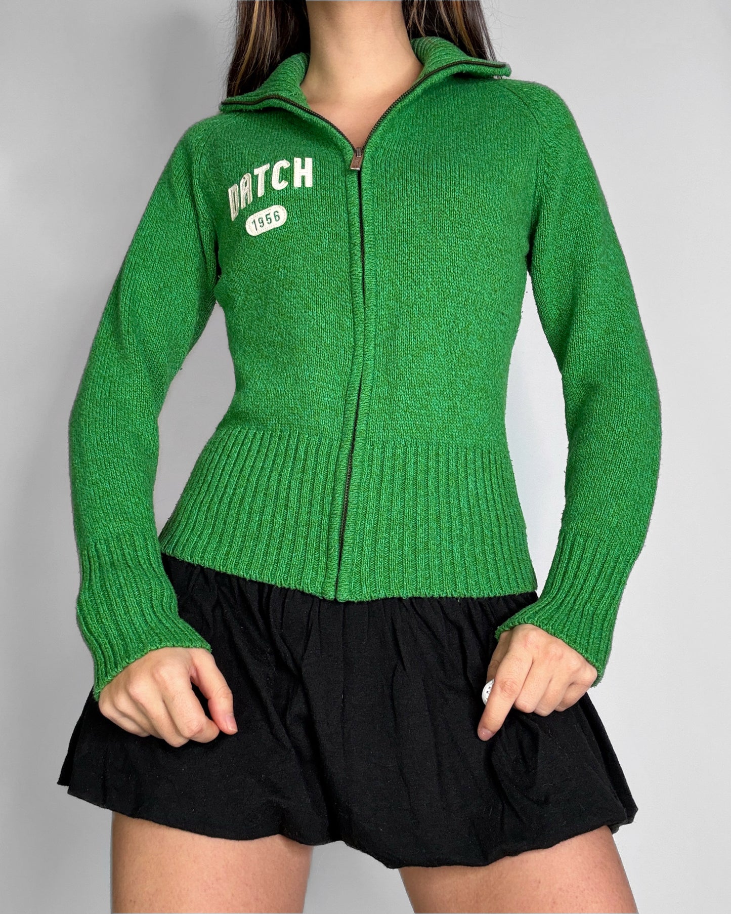 Vintage 00s zip up sweater
