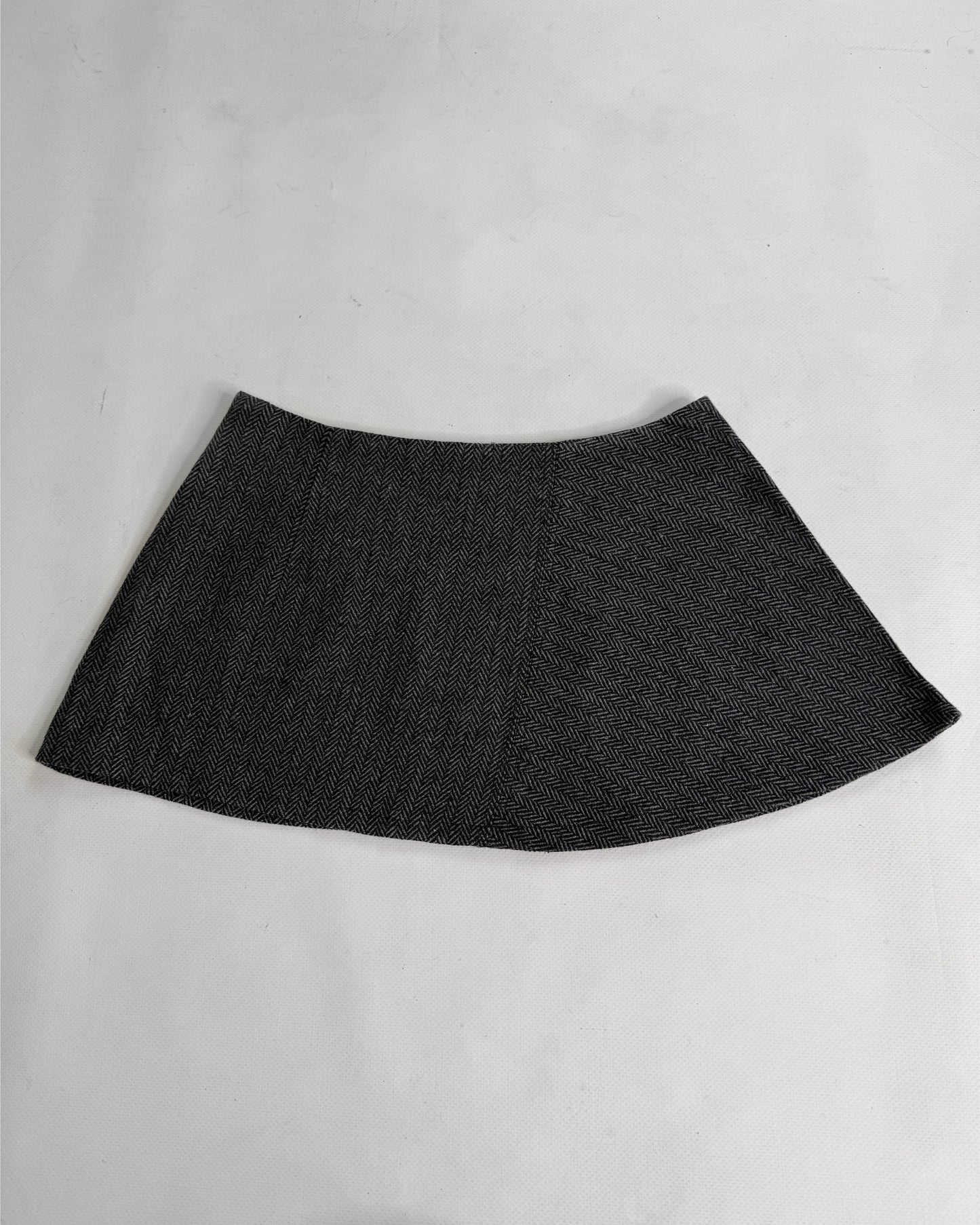 office siren gray micro mini low rise skirt