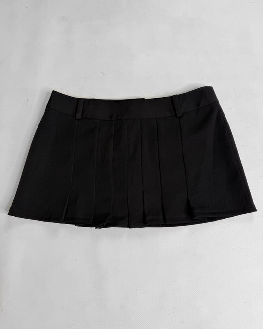 Black office siren mini skirt pleated
