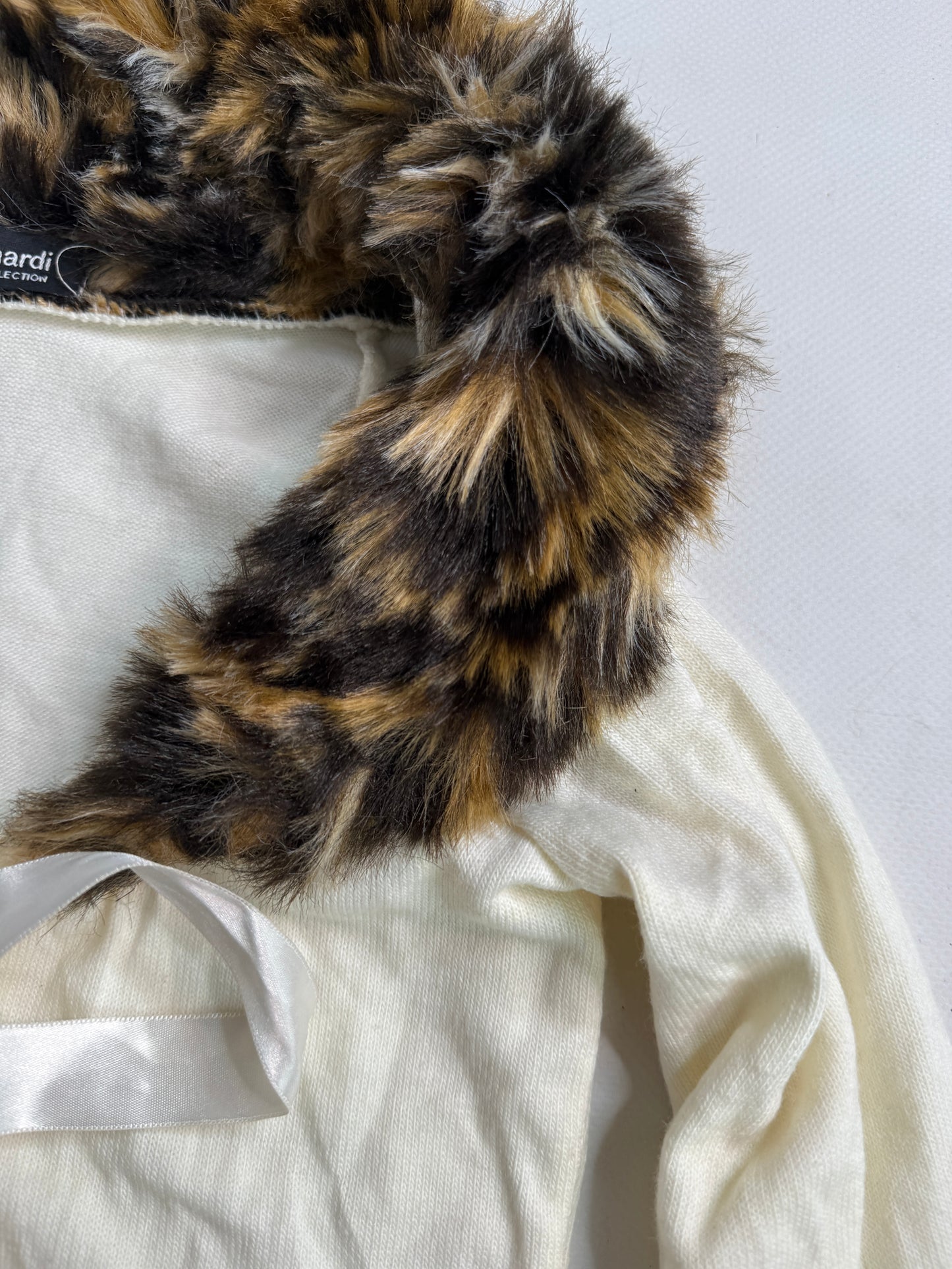 Vintage cardigan bolero style