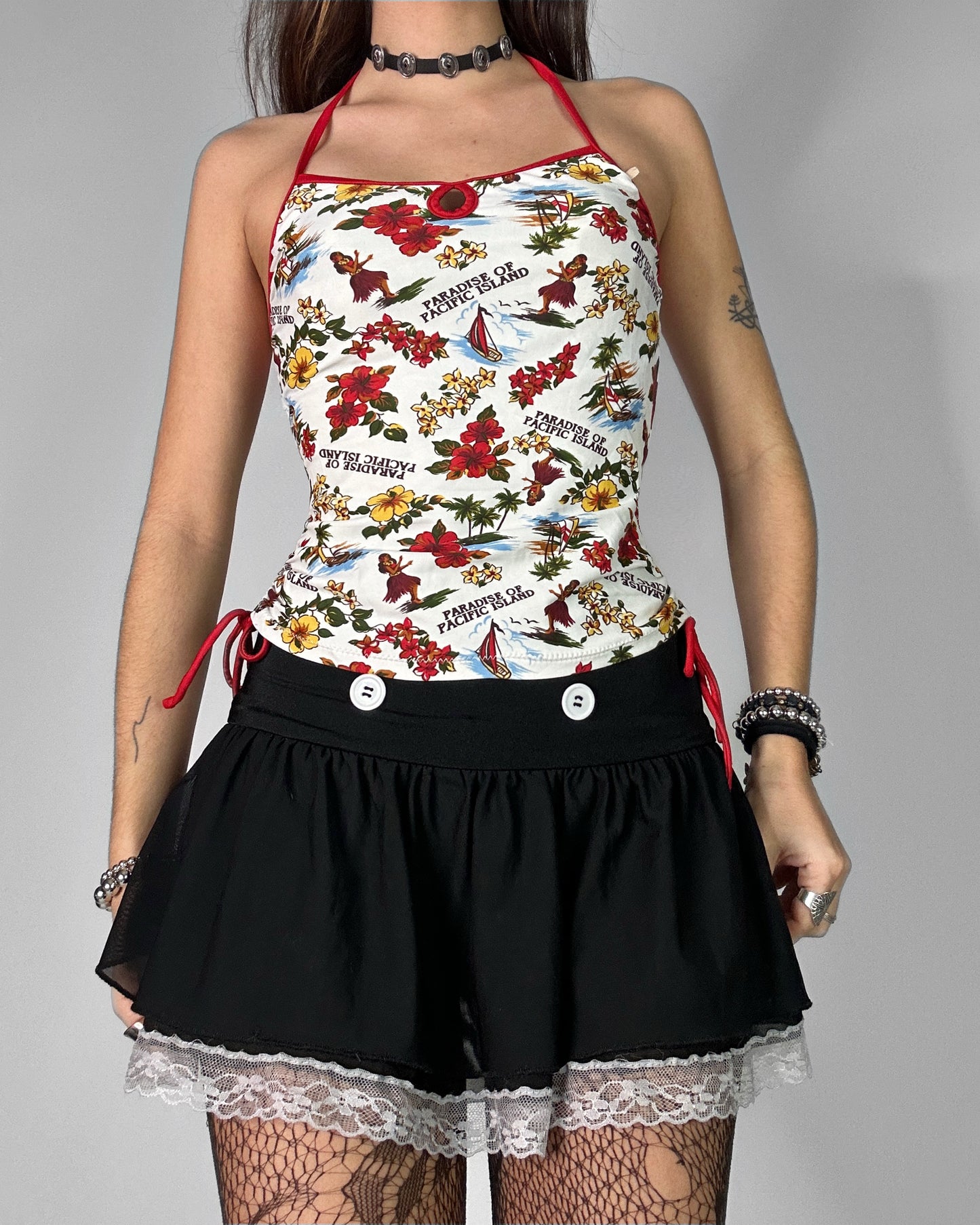 Vintage 2000s halter cami top hawaii