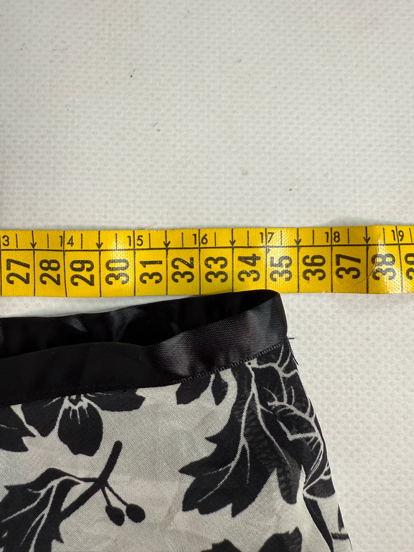 Vintage floral midi skirt