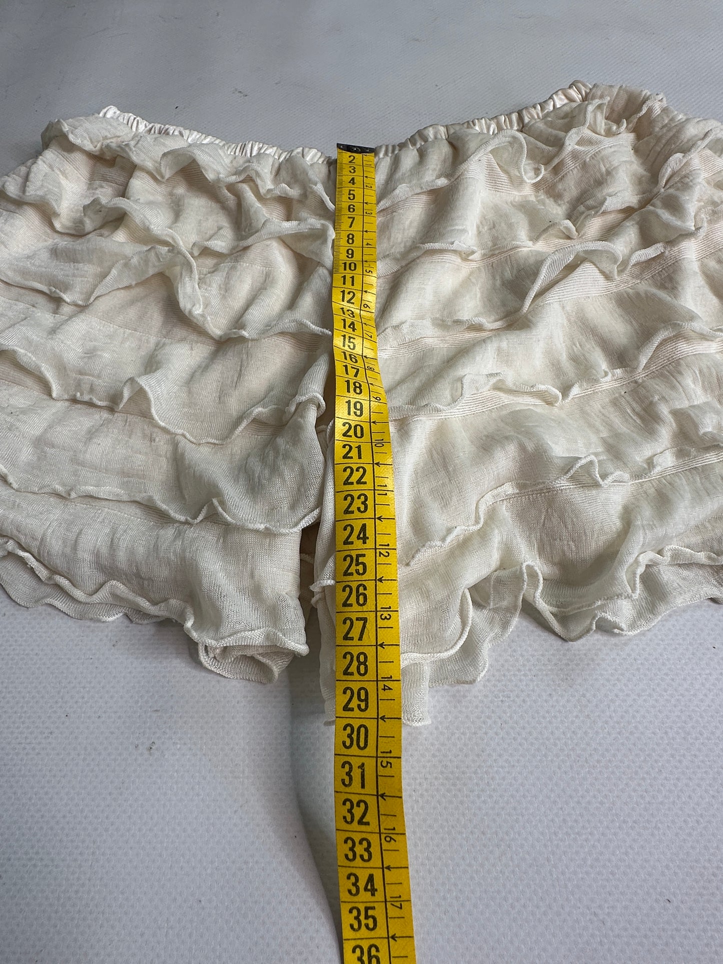 Vintage Y2K white bloomers coquette